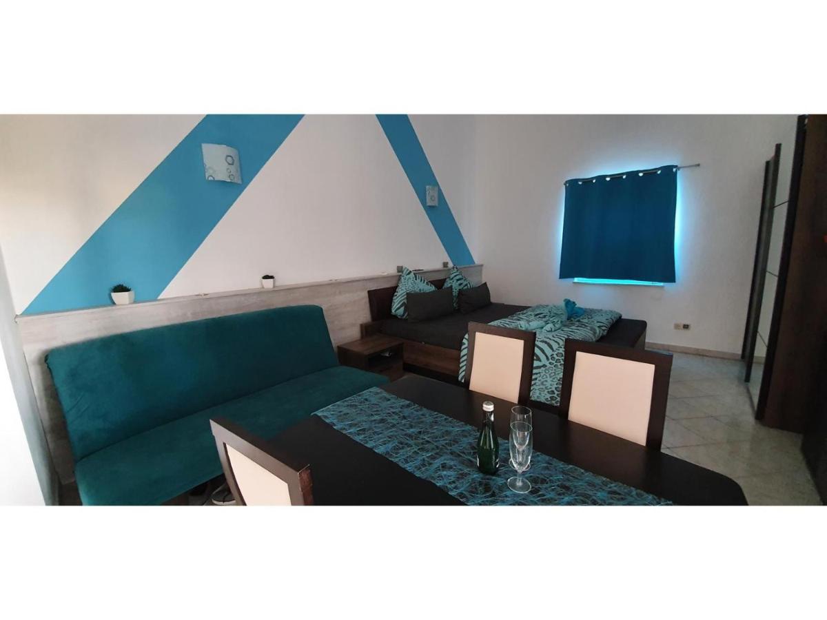 Blue Sea Vir Apartments Extérieur photo